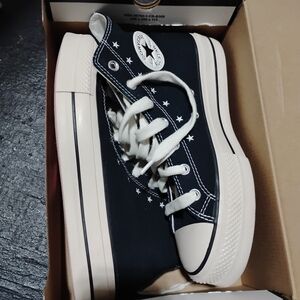 Converse Black and White Star-Accent Platform Low Tops